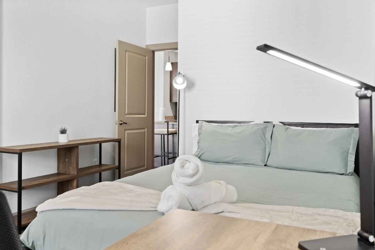 Apartament Luxe 3B/2B Getaway - Pool, Gym, Parking, Pet Wash Leander Zewnętrze zdjęcie